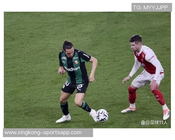 摩纳哥十人迎战逆境科雷尔最后时刻拼尽全力被红牌罚下