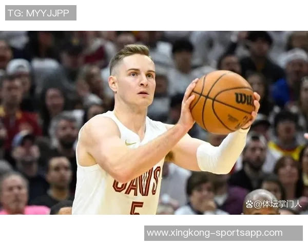 詹姆斯称骑士引进鲍尔为明智之举常规赛已不再关键
